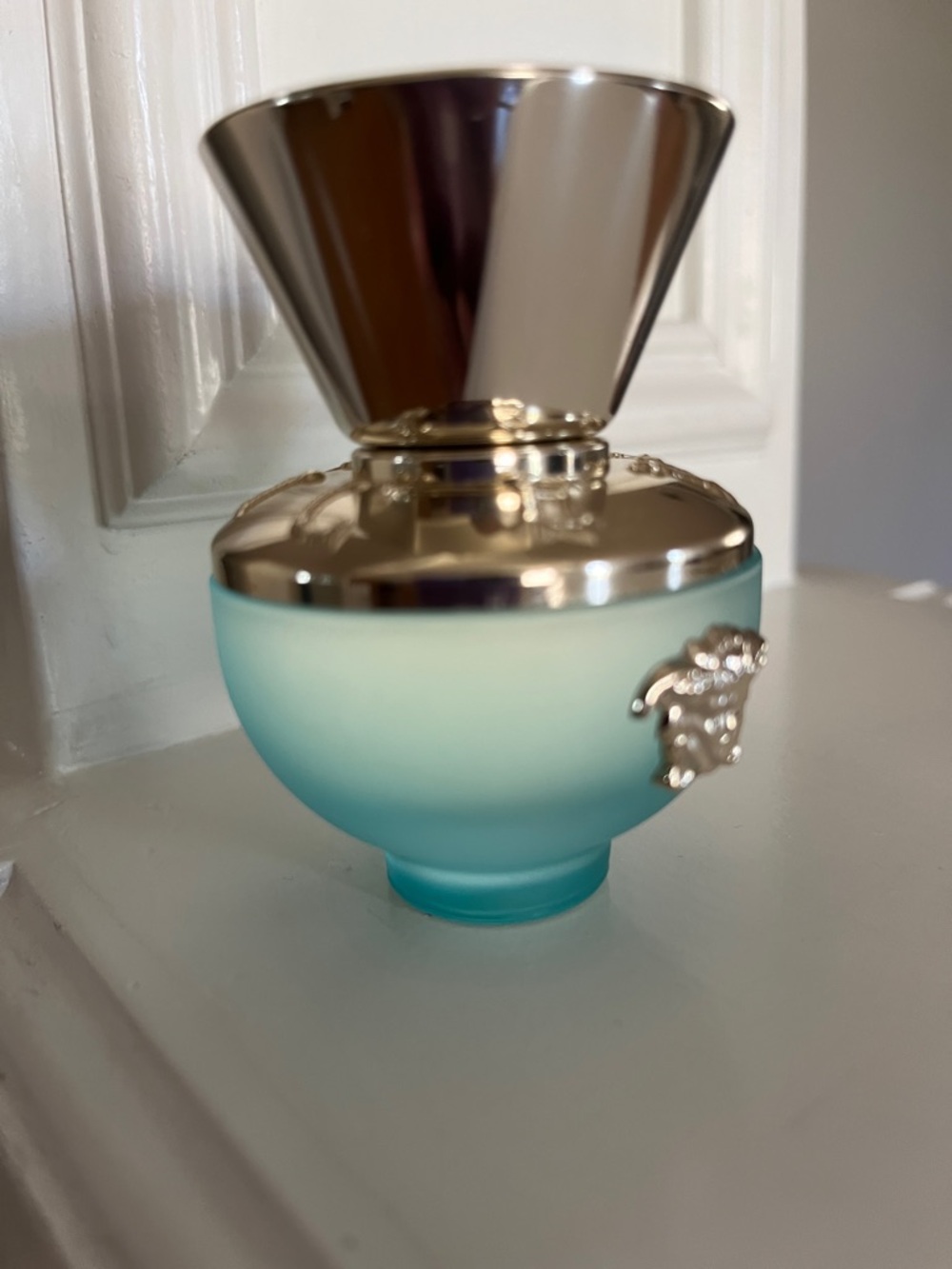 Versace Dylan Turquoise Pour Femme Eau De Toilette - Picture 3 of 3